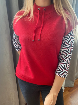 Pull manches courtes rouge col montant Rabe