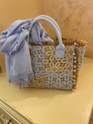 Sac dentelle ciel et beige
