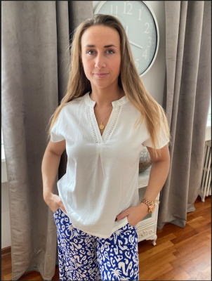 Top écru Ethymologie