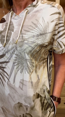 Robe imprimée kaki et blanc Tuzzy