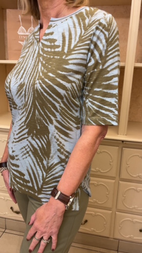 T.shirt imprimé ciel et kaki Rabe