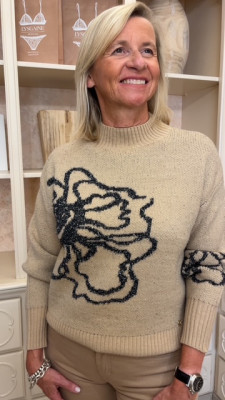Pull camel motif placé noir